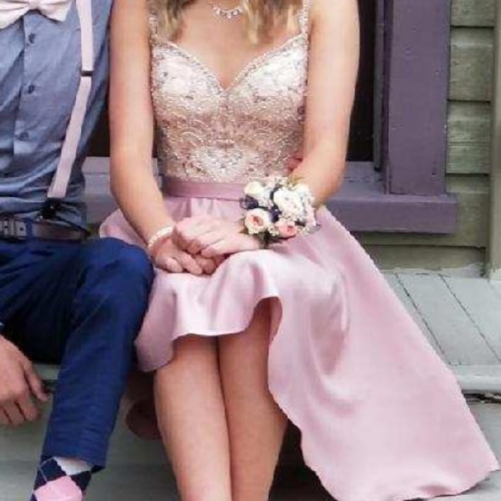 Homecoming dress in size small from prom girl